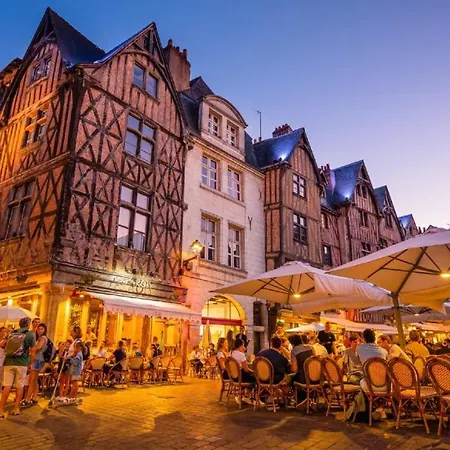 Le Grain De Folie / Place Des Halles Tours