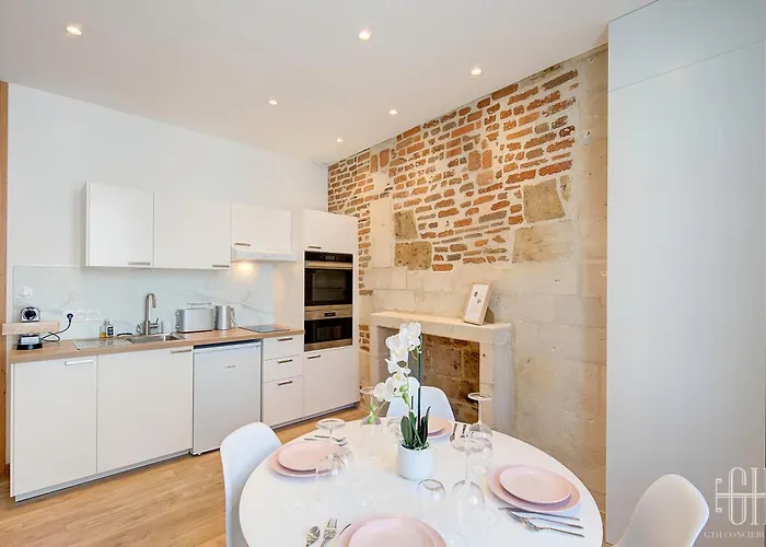 Apartament Le Grain De Folie / Place Des Halles *