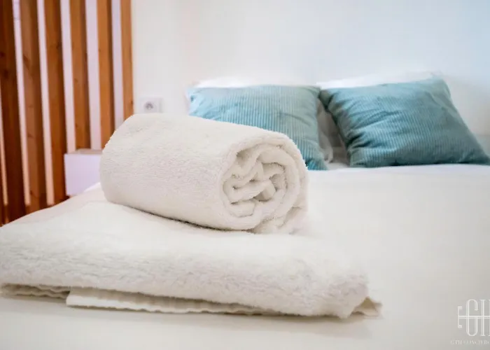 Le Grain De Folie / Place Des Halles Apartament