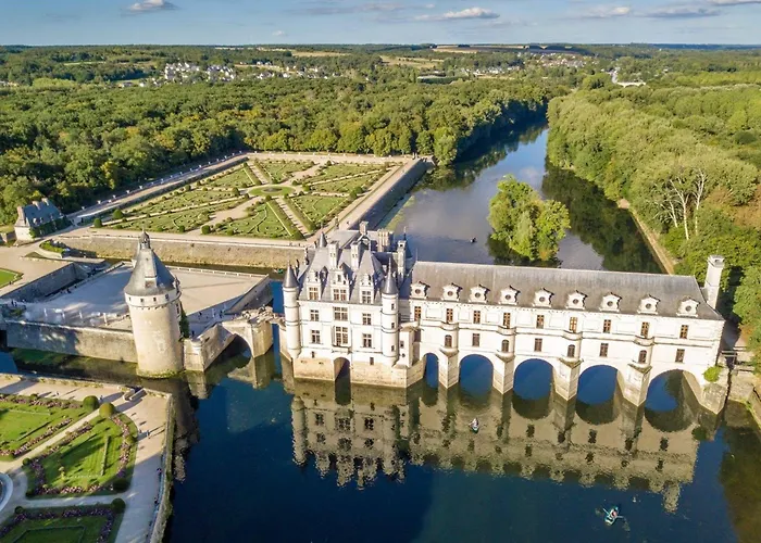 Le Grain De Folie / Place Des Halles Tours
