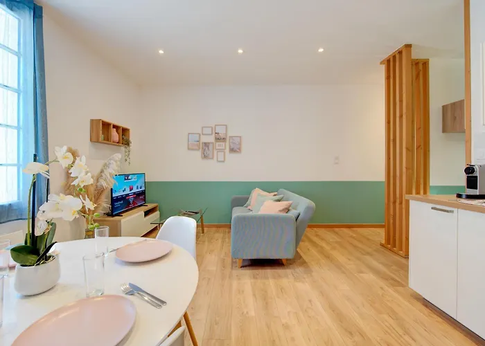 Apartament Le Grain De Folie / Place Des Halles